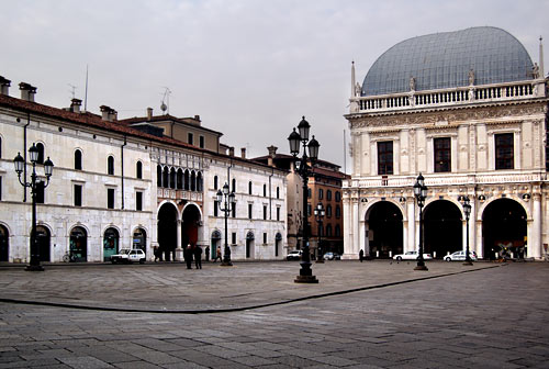 piazza della loggia